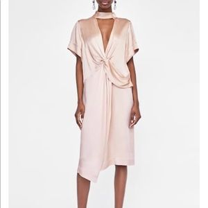 Zara Knotted Dress w/Button